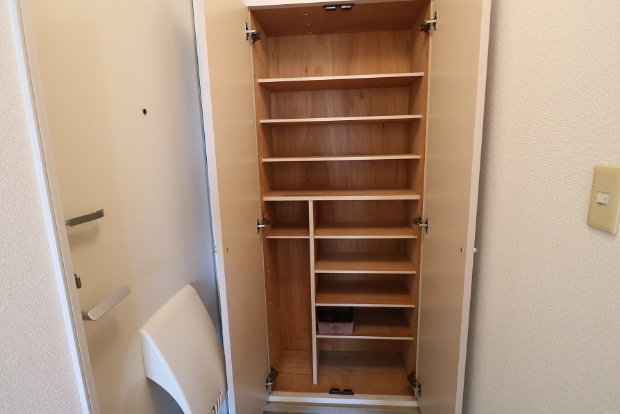 シューズボックス