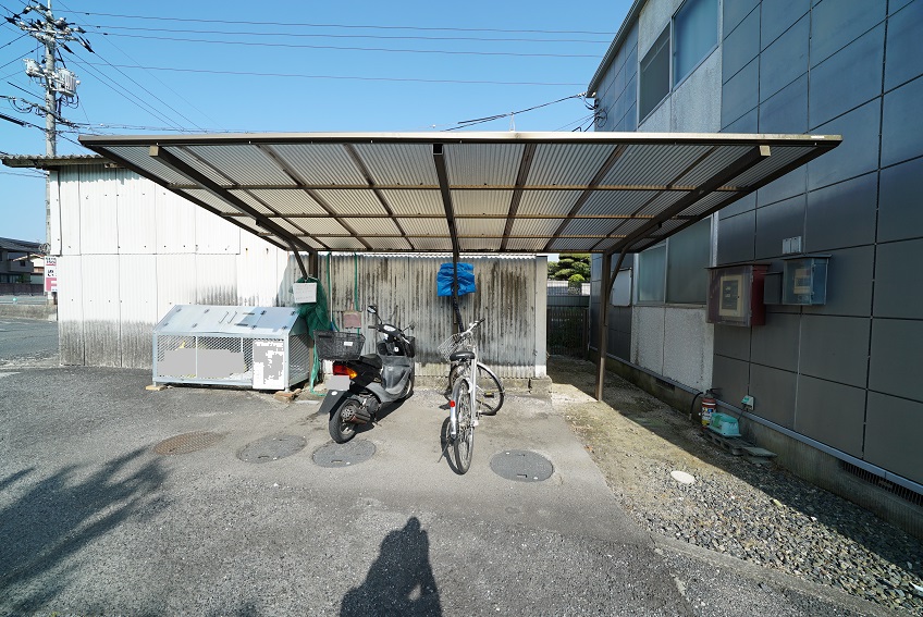 駐輪場・ダストボックス