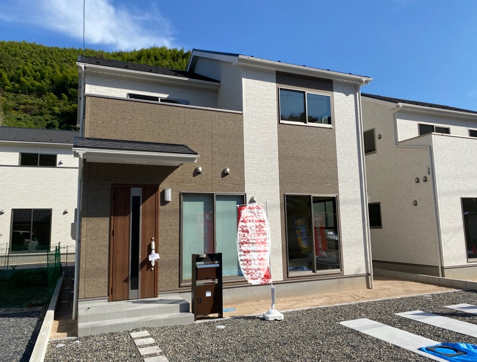 リナージュ1号棟*大竹市元町4丁目 新築戸建