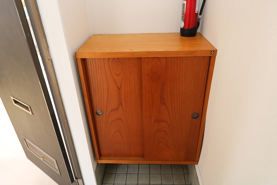 シューズボックス