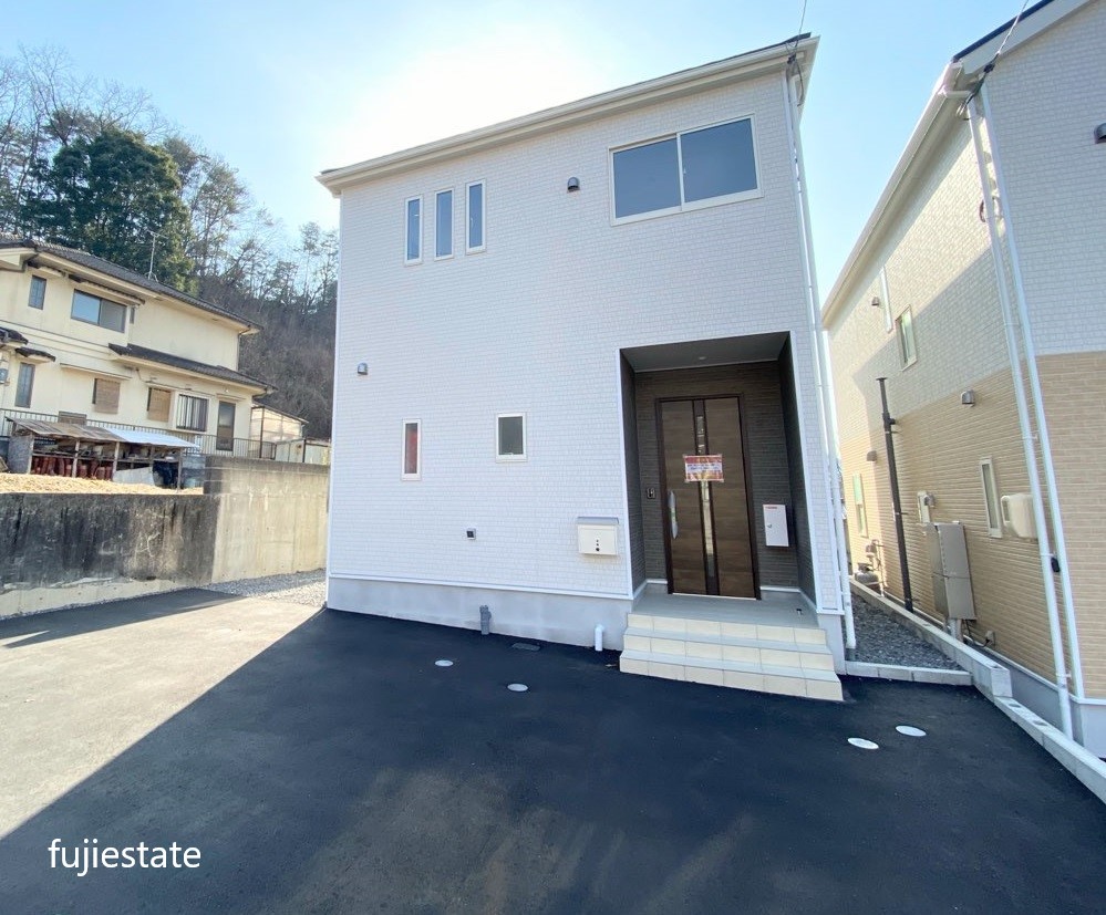 廿日市市友田新築戸建 【2号棟】