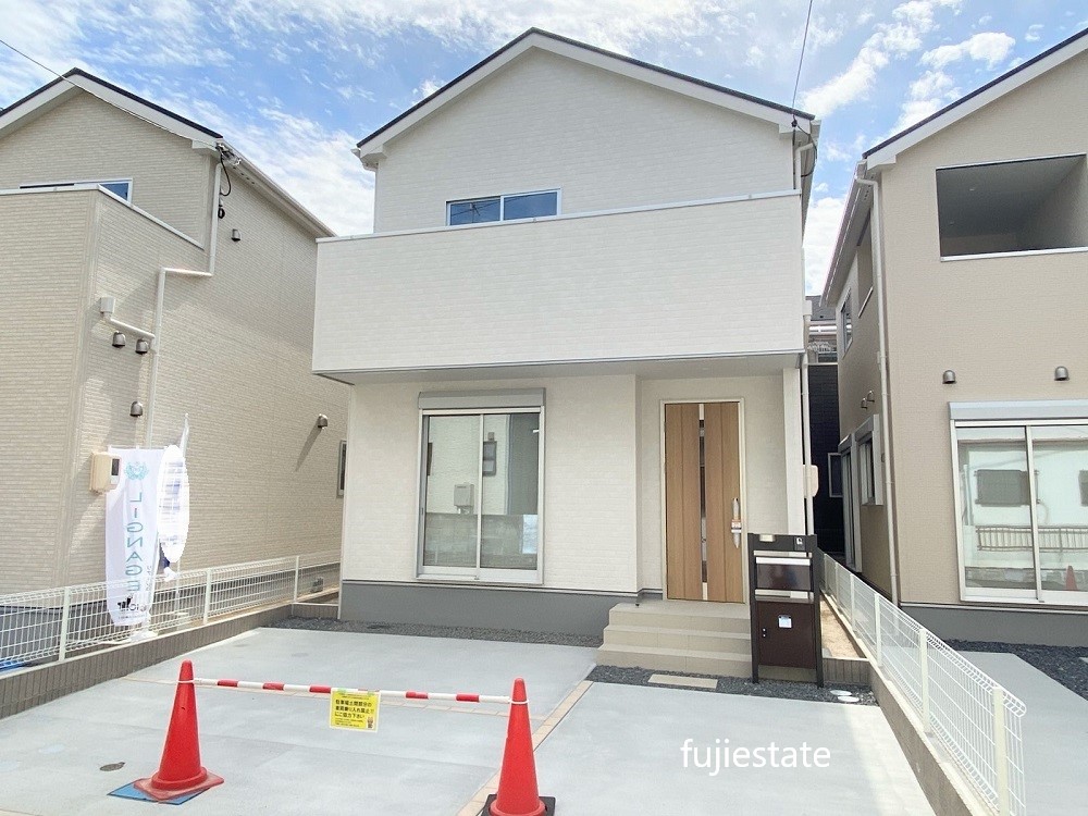 リナージュ*廿日市市大東新築戸建 2号棟