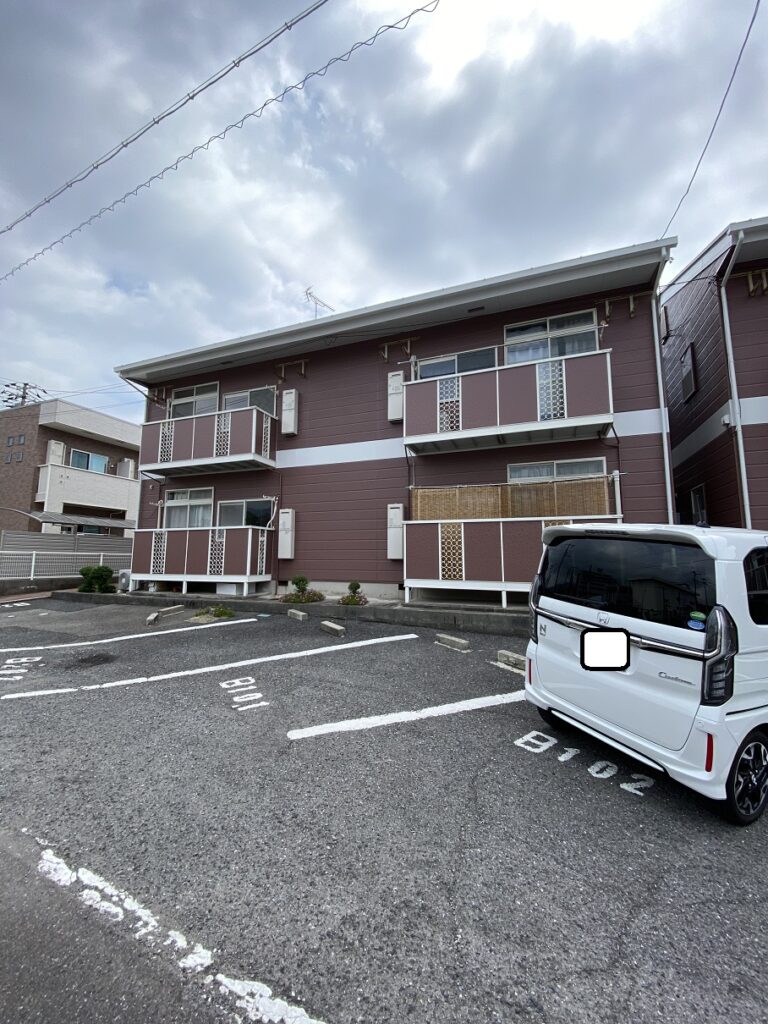 グランブルーハイツB 102