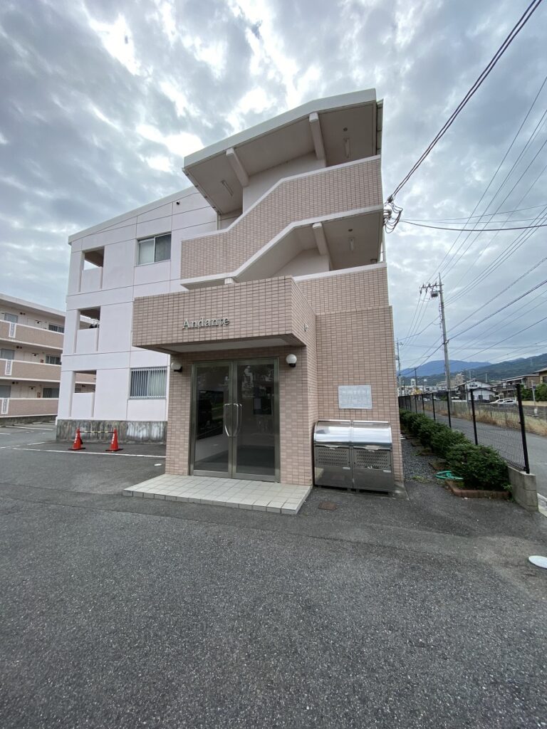 アンダンテ 302