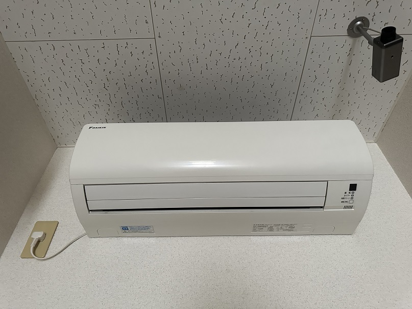 前の入居者の残置物の為、サービス品です。