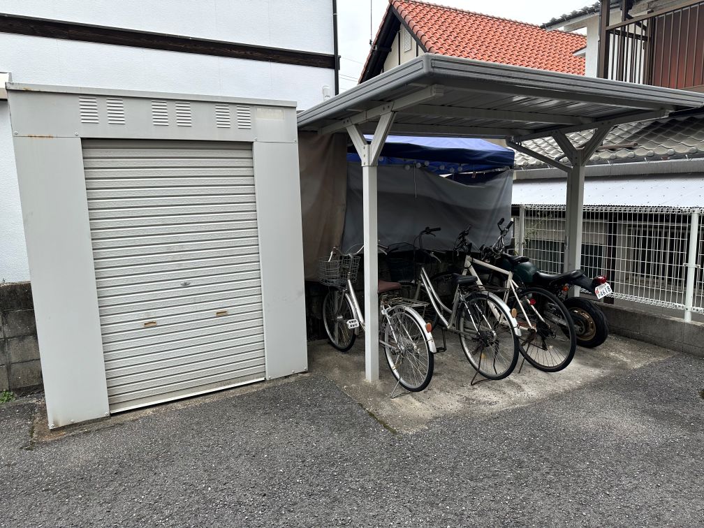 駐輪場