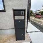 宅配ボックス搭載機能門柱