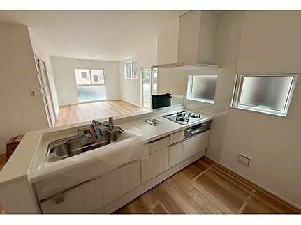 対面キッチンは家族との会話が弾みます♪