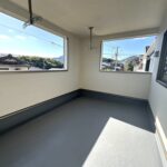 南向きのバルコニーは陽当たり良好♪