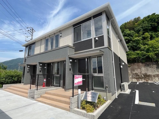 ファミール大野　202号室