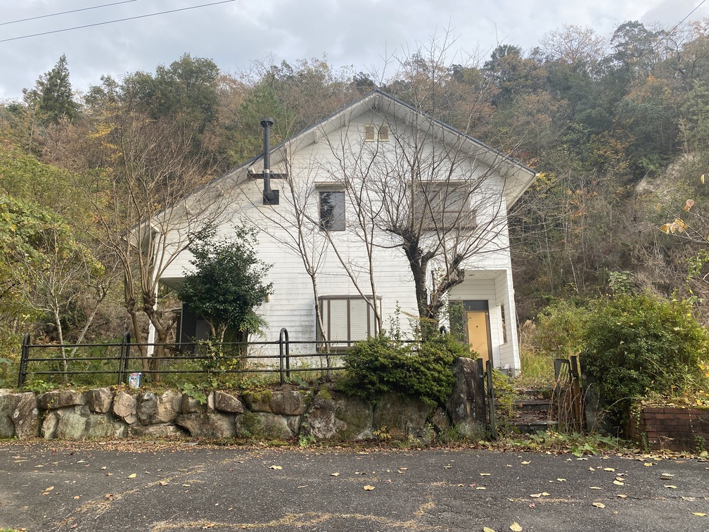 大竹市 栗谷町大栗林　別荘②