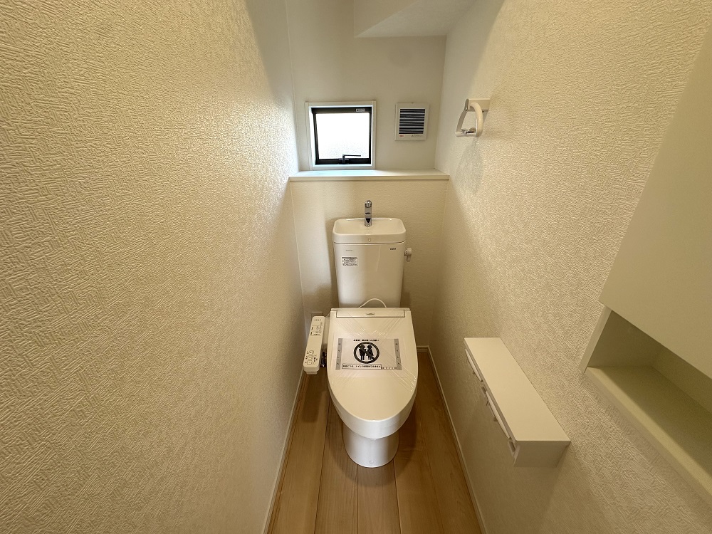 シャワートイレ