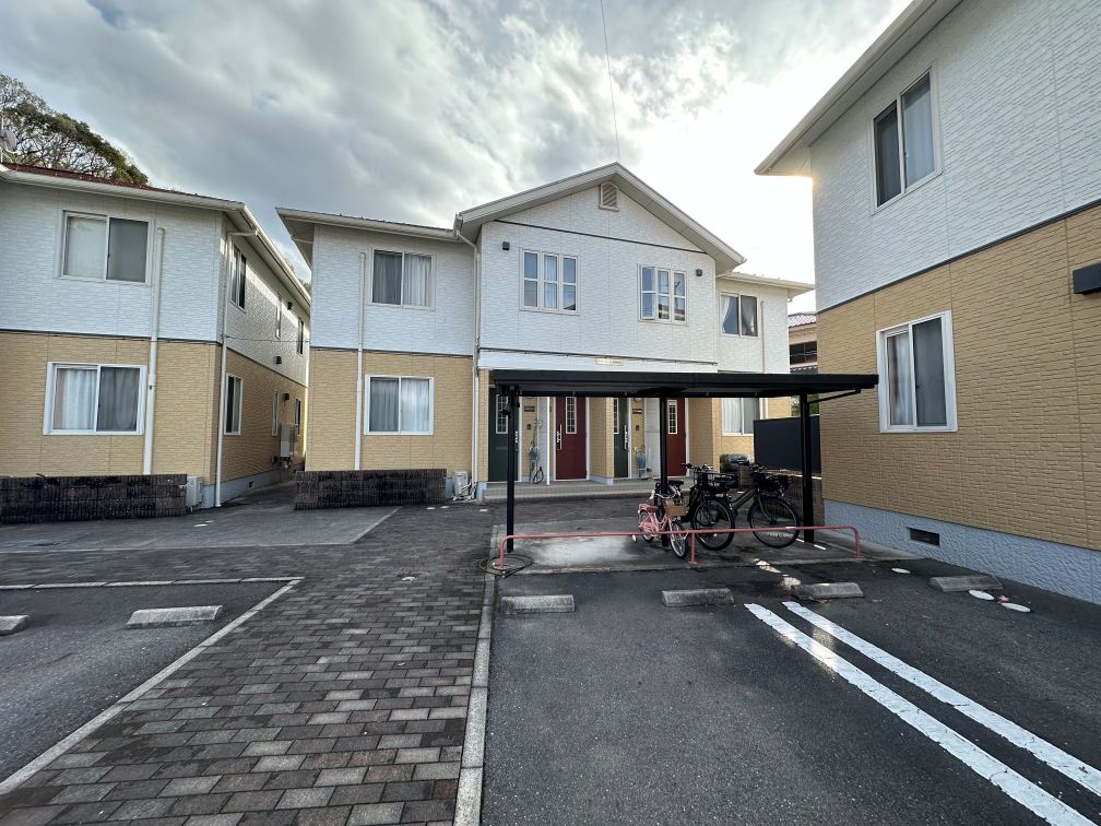 リズィエール地御前B